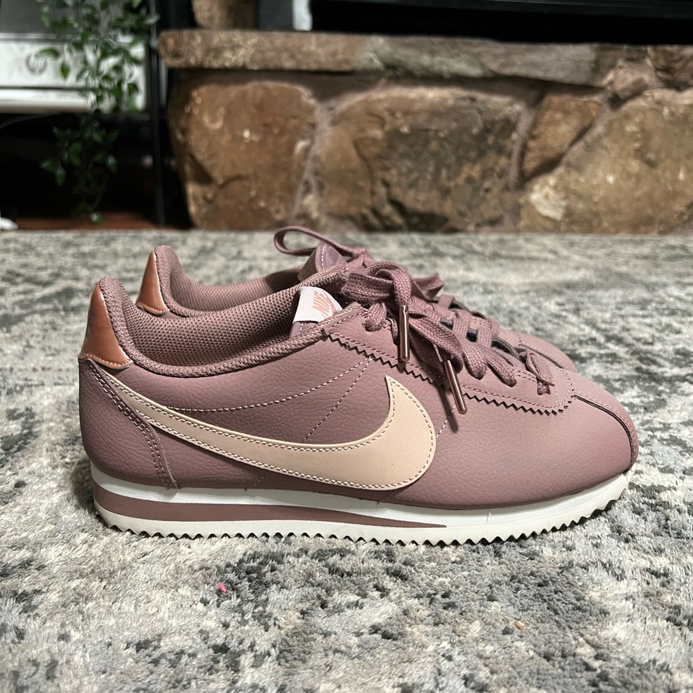 Nike Cortez Smokey Mauve Metallic Red Bronze